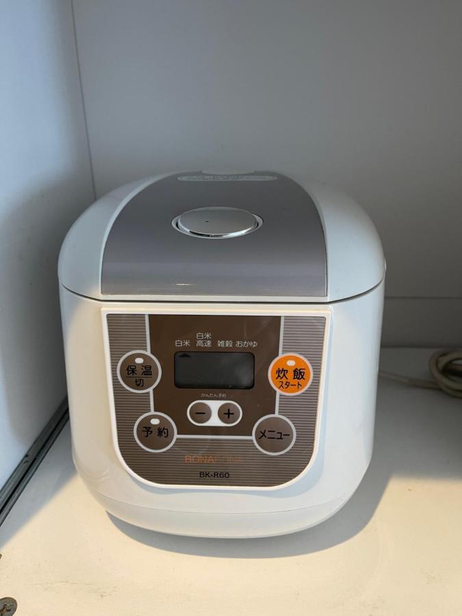 Ferienwohnung ようこそ札幌へ! 大通公園まで地下鉄10分 定員6名 Firetv完備 1階はセコマ Exterior foto